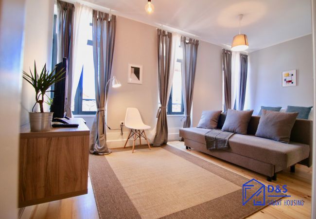 Estúdio em Porto - Lapa 32 - 1º Frt