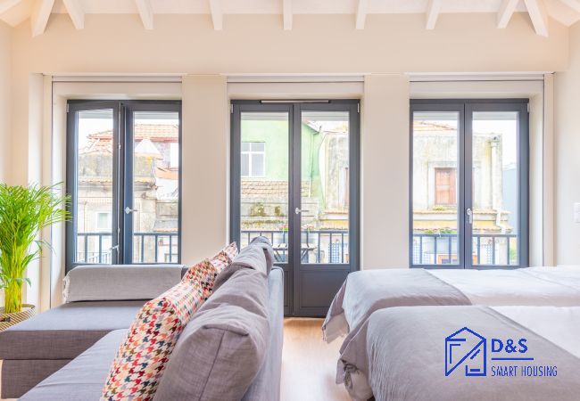 Estúdio em Porto - 12 Sweet Caroline 2