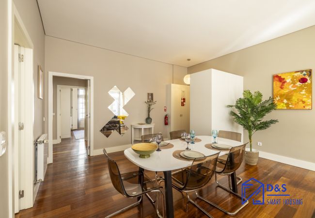 Apartamento em Porto - Cardosas Square Living