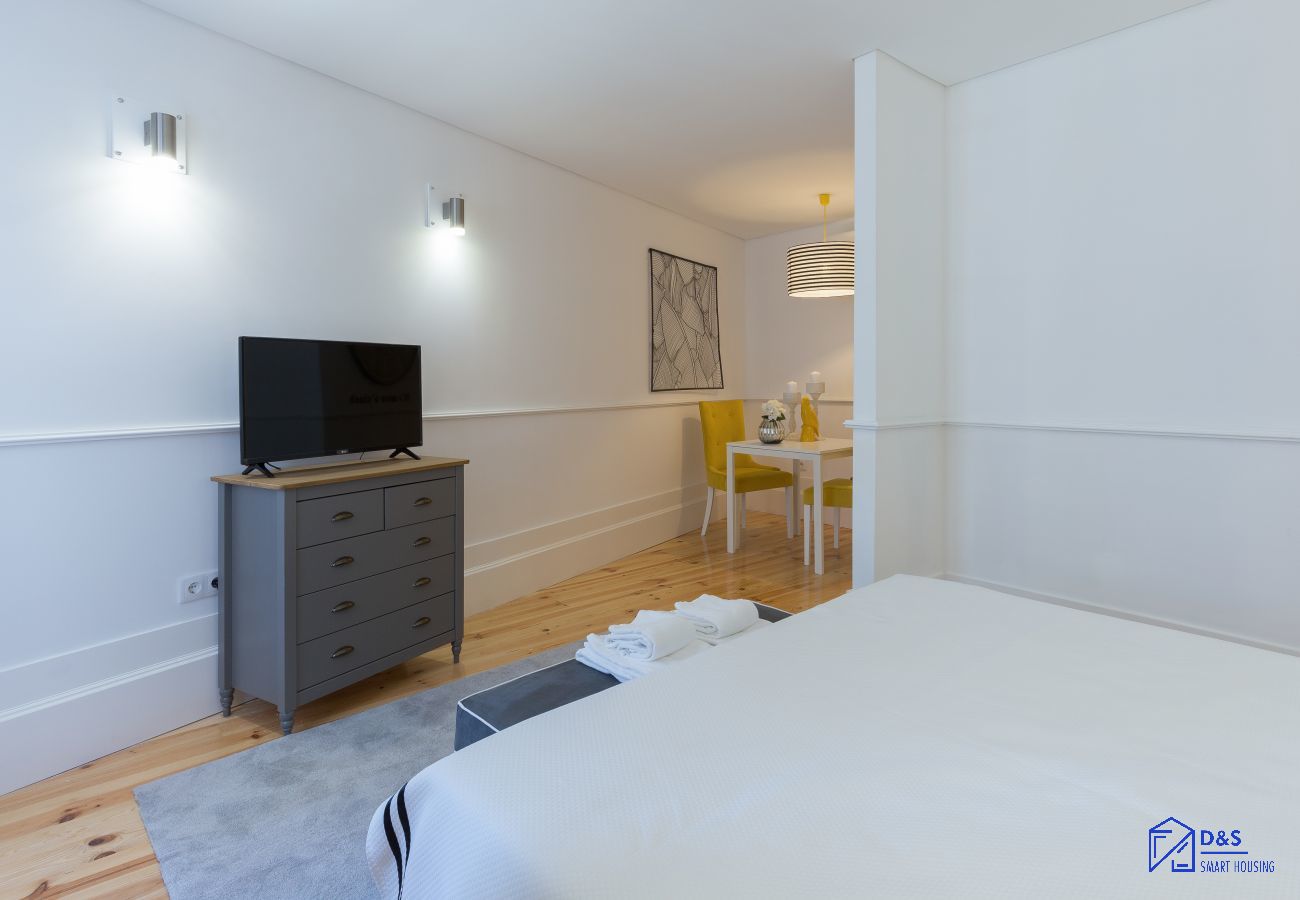 Estúdio em Porto - Loureiro Villas - B