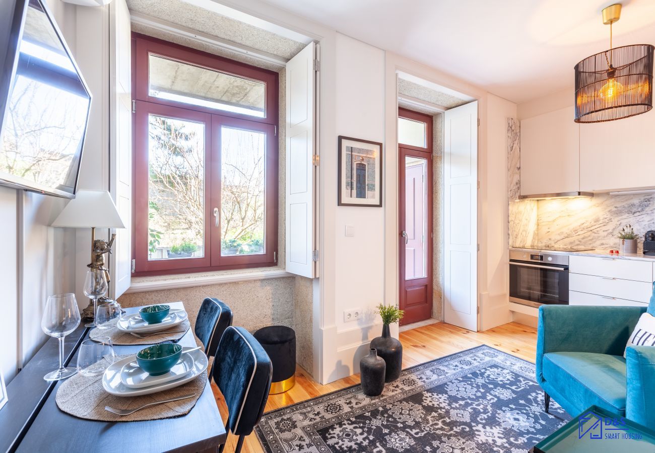 Estúdio em Porto - Josephine Apartments