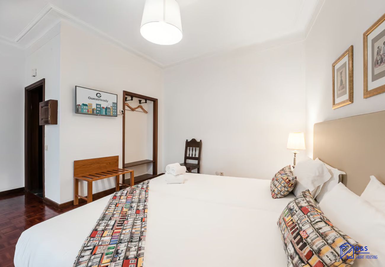 Quarto em Porto - Office Residence 7