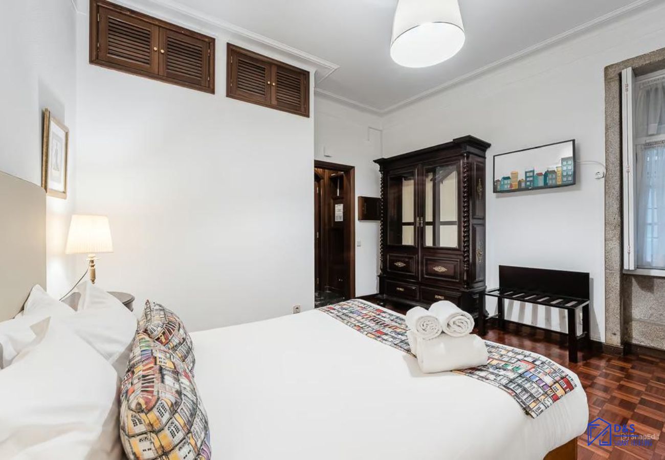 Quarto em Porto - Office Residence 8