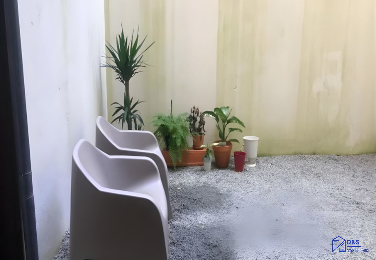 Estúdio em Porto - S. Bento Apart IV (B)