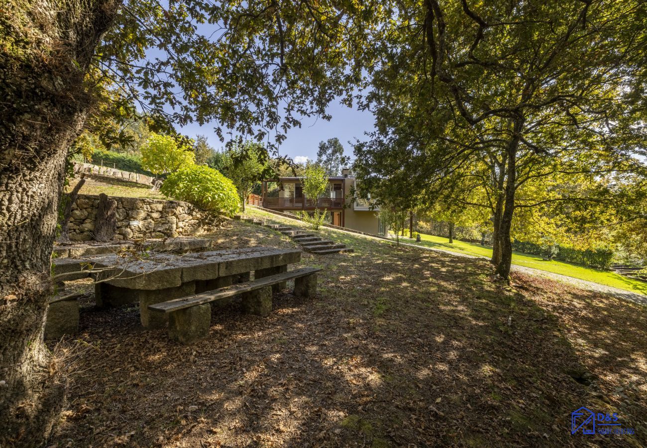 Casa em Arouca - Casa da Longra