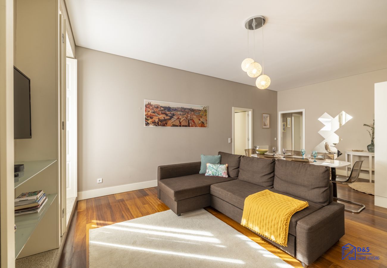 Apartamento em Porto - Cardosas Square Living