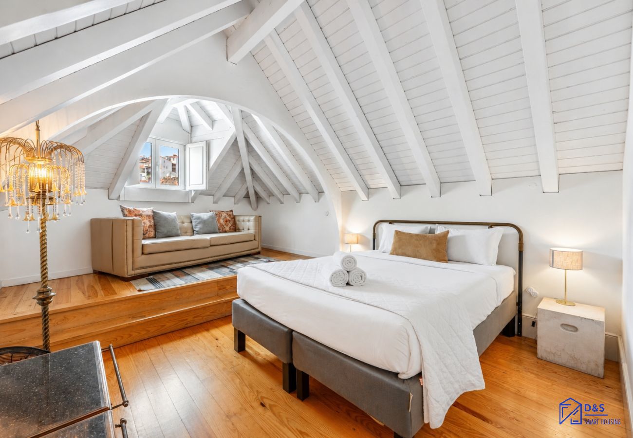 Apartment in Porto - MOUZINHO 202