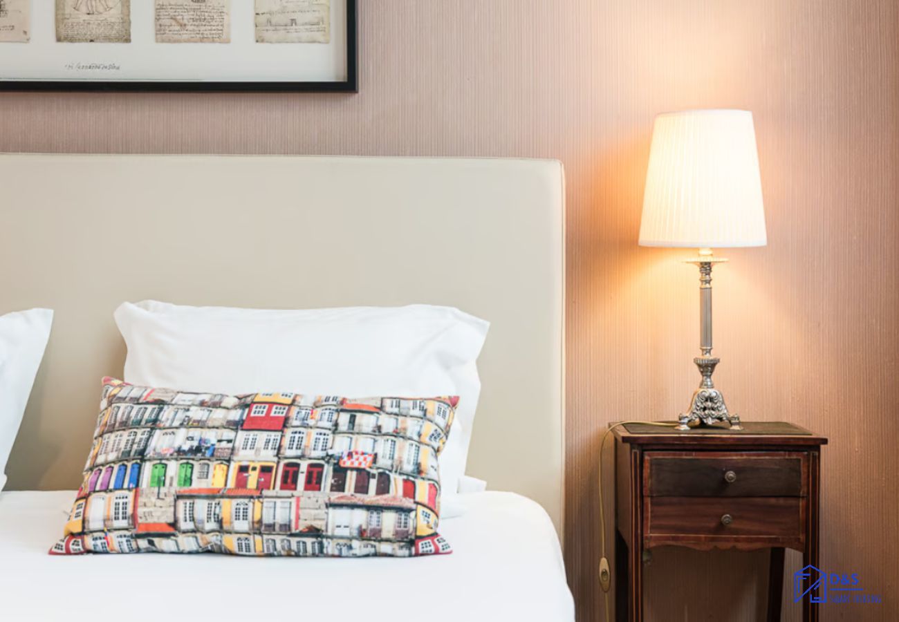 Rent by room in Porto - Office Residence 4
