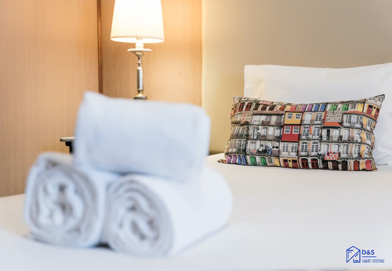 Rent by room in Porto - Office Residence 5