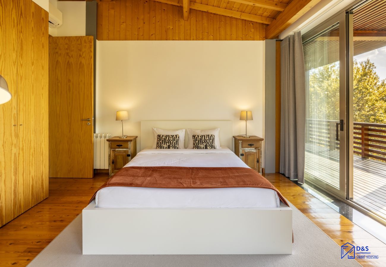 House in Arouca - Casa da Longra