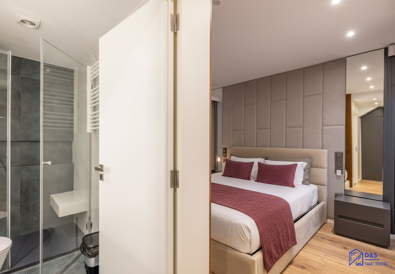 Apartment in Porto - D&S – Foz Riverside Apartment