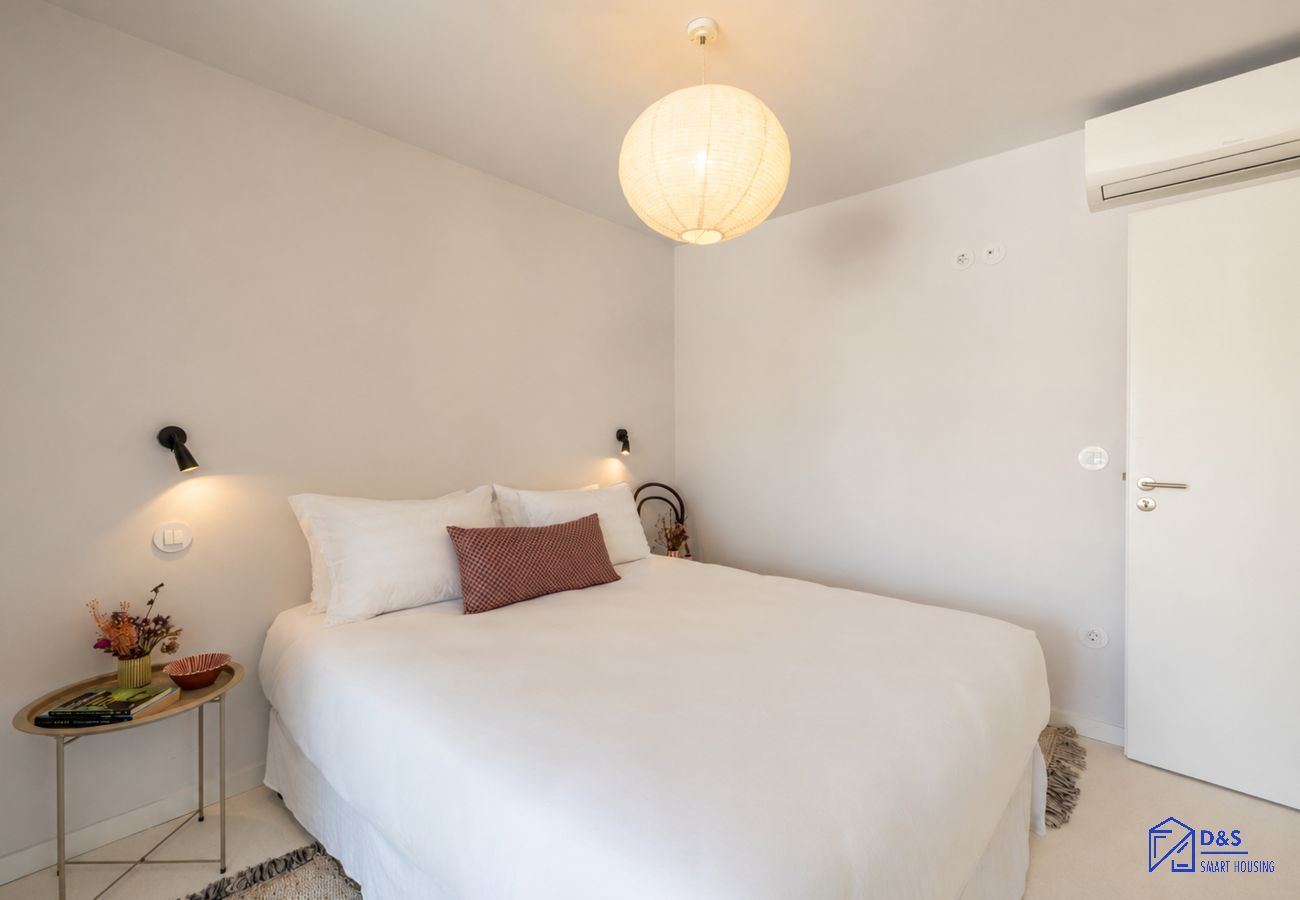 Studio in Porto - D&S - Foz Riverside Apartment II