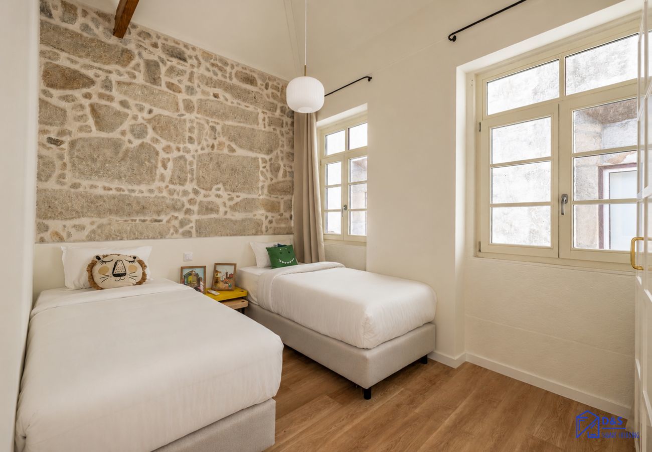 Apartment in Porto - Taipas House in Porto 2