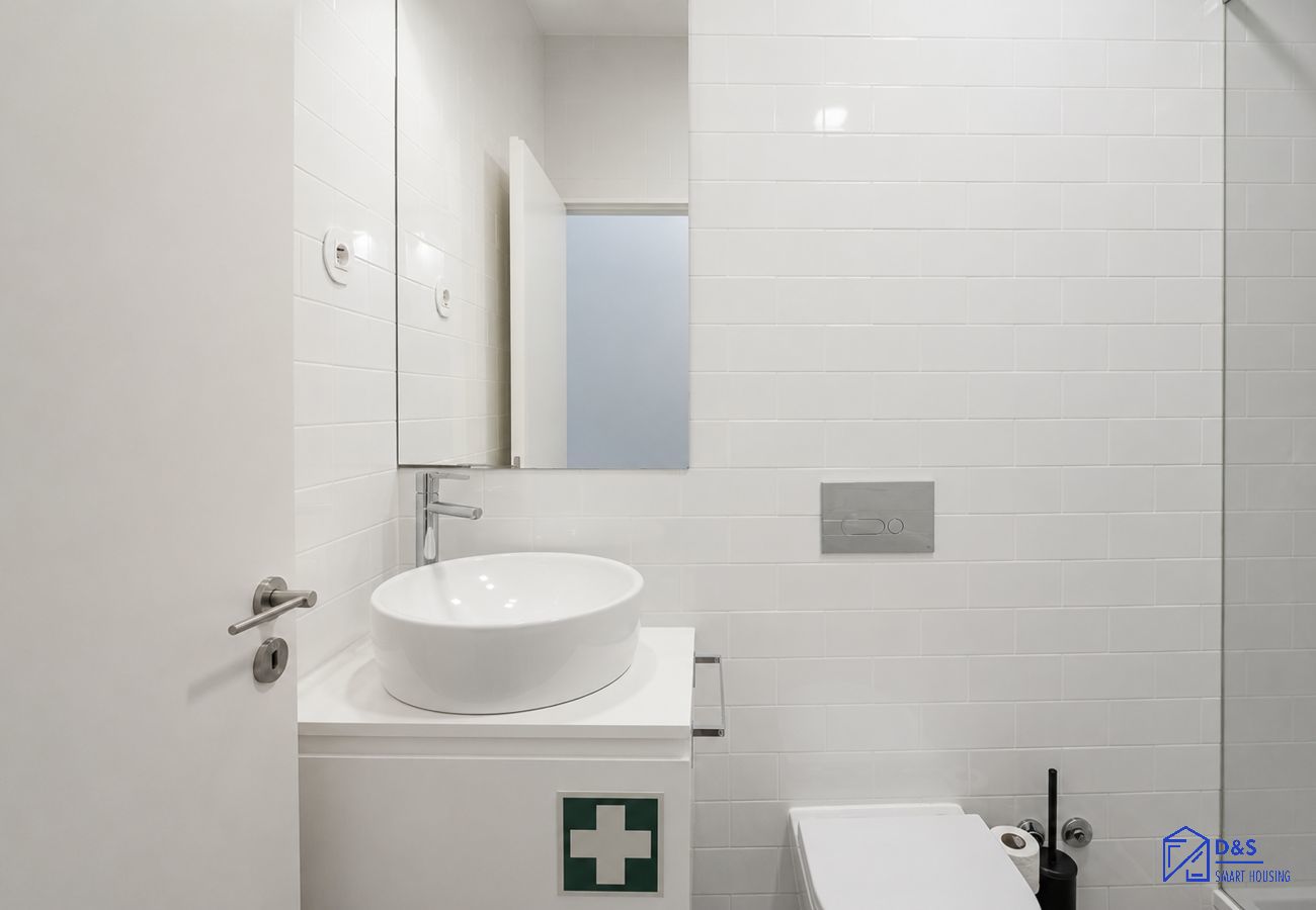 Apartment in Porto - Alegria Duplex Garden