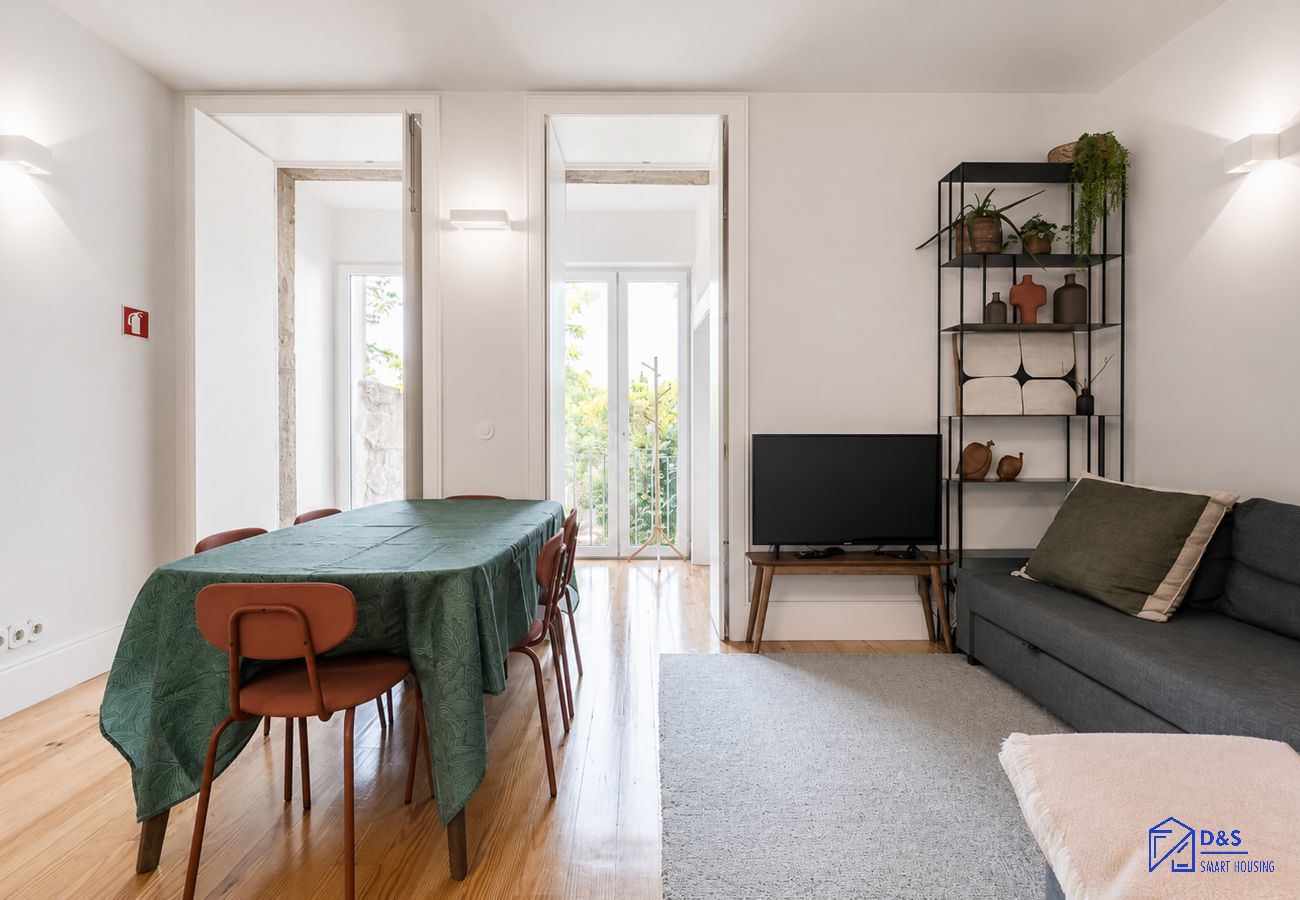 Apartment in Porto - Alegria Duplex Garden