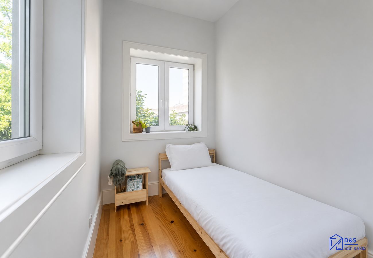 Apartment in Porto - Alegria Duplex Garden