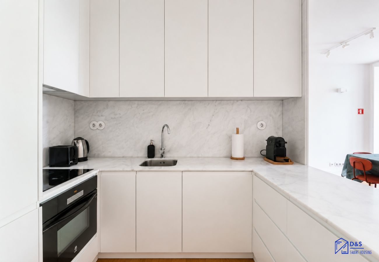 Apartment in Porto - Alegria Duplex Garden