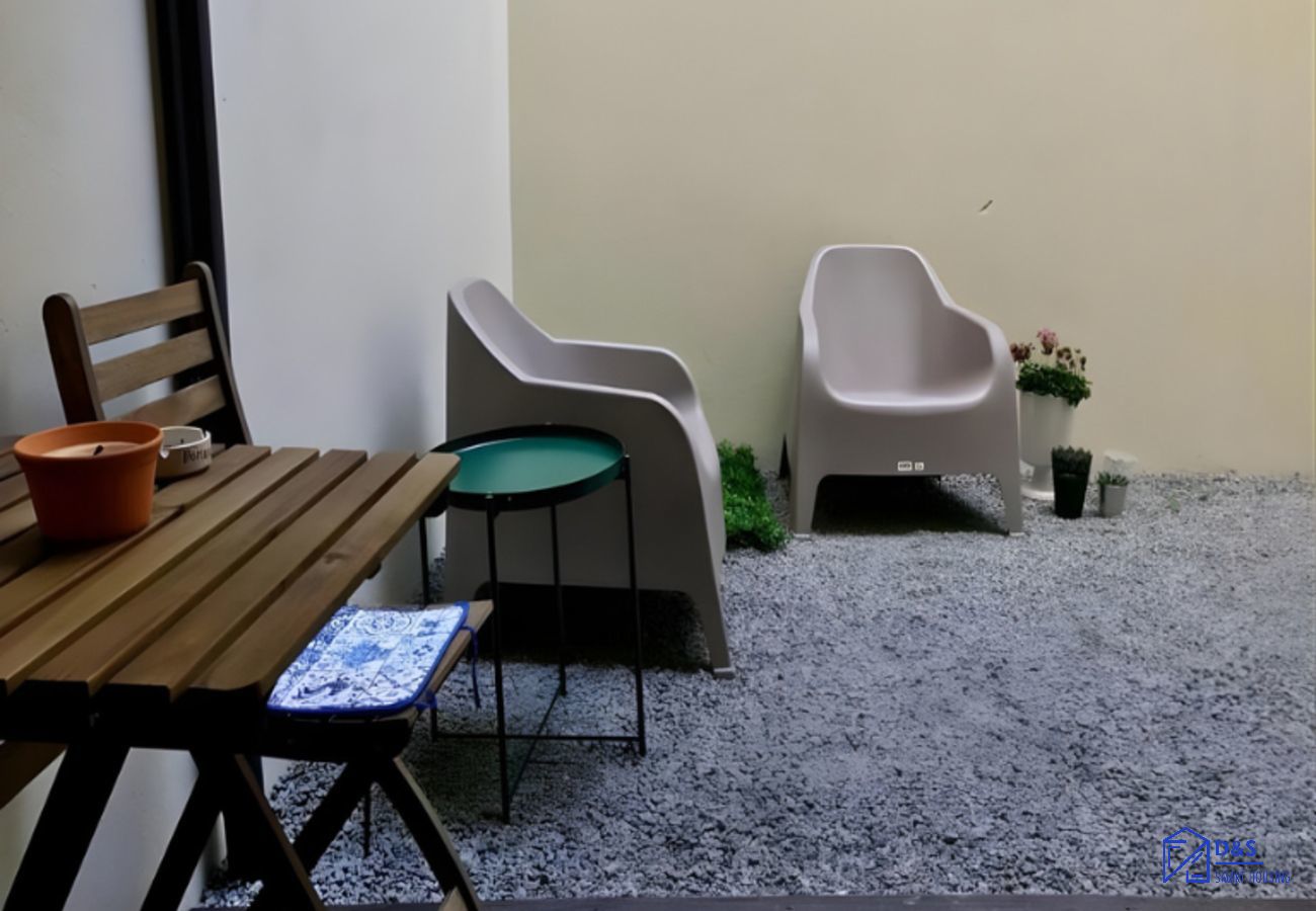 Estudio en Oporto - S. Bento Apart IV (B)