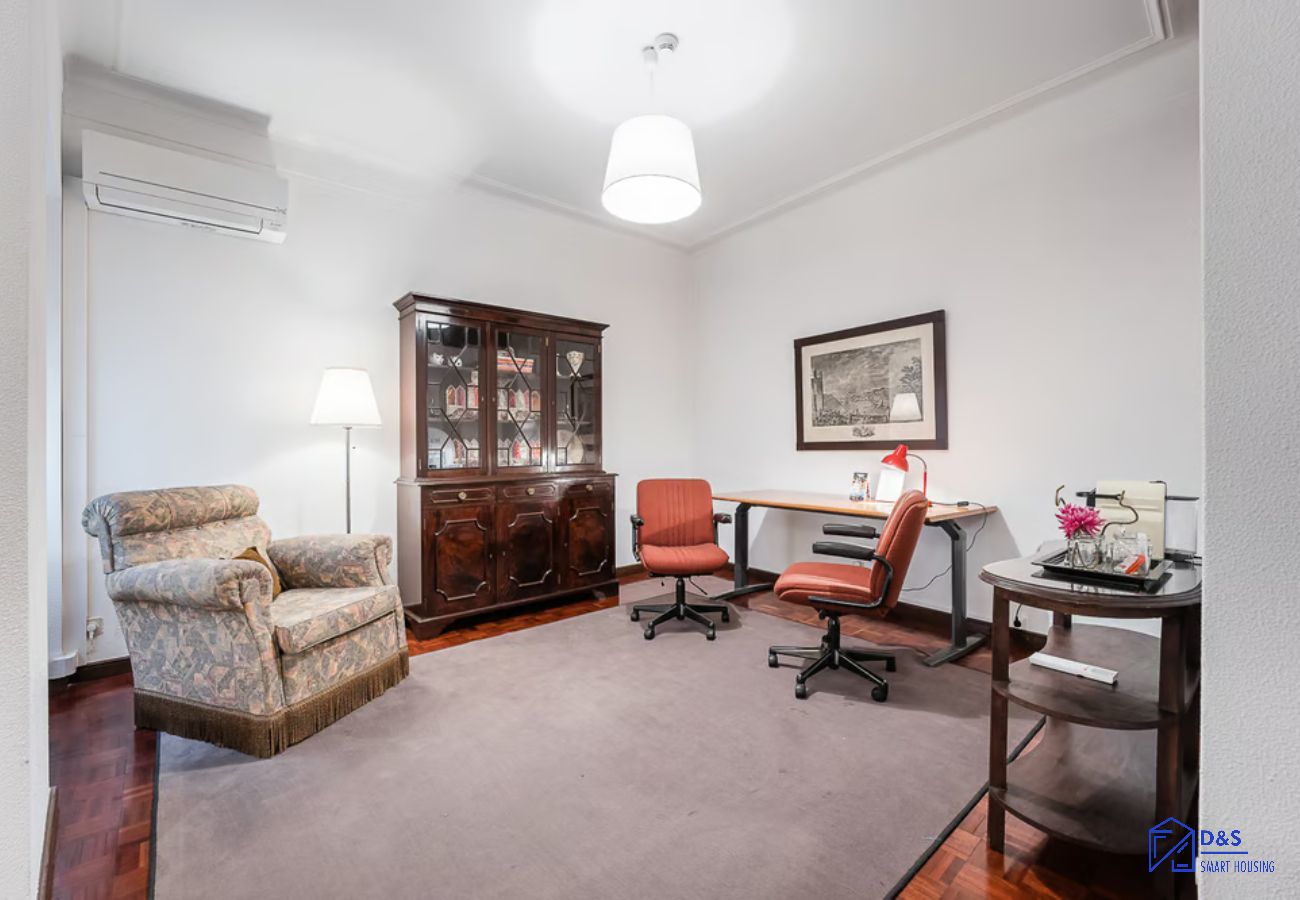 Quarto em Porto - Office Residence 7