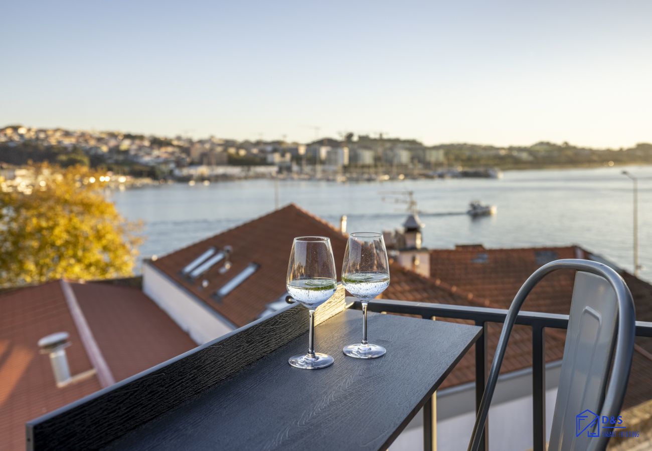 Apartamento em Porto - D&S – Foz Riverside Apartment