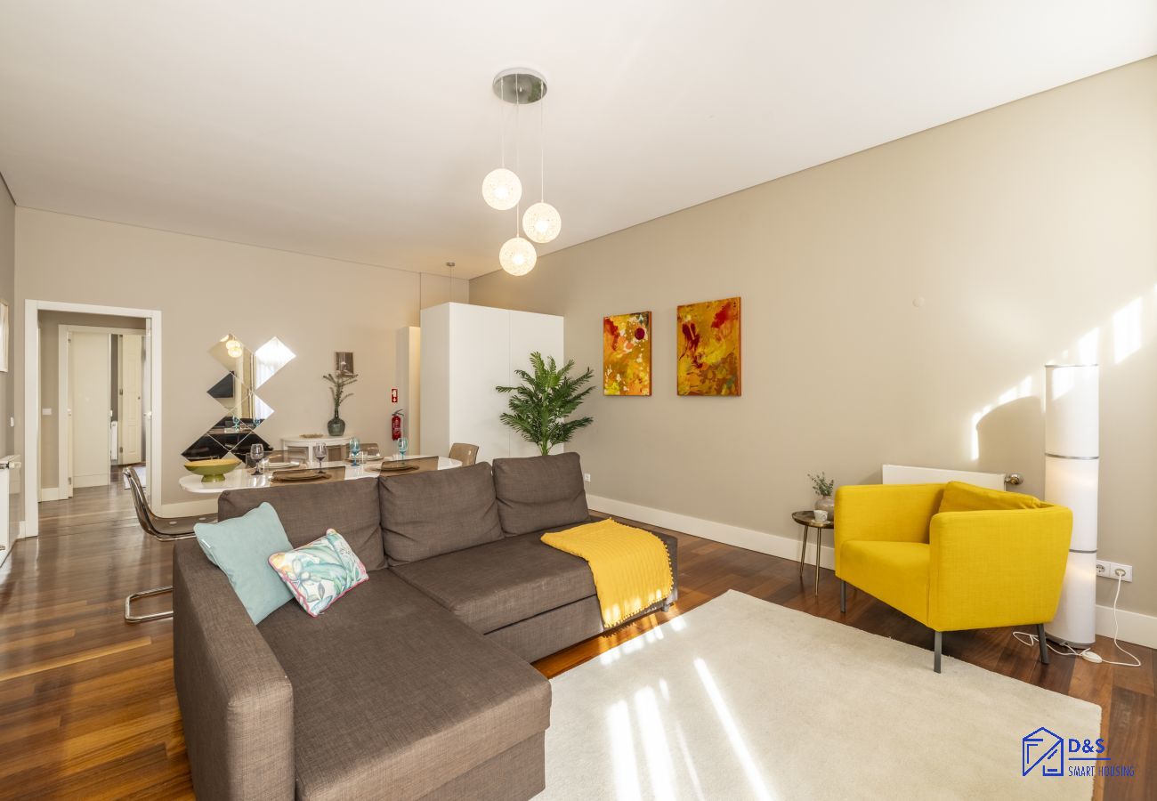 Apartamento em Porto - Cardosas Square Living