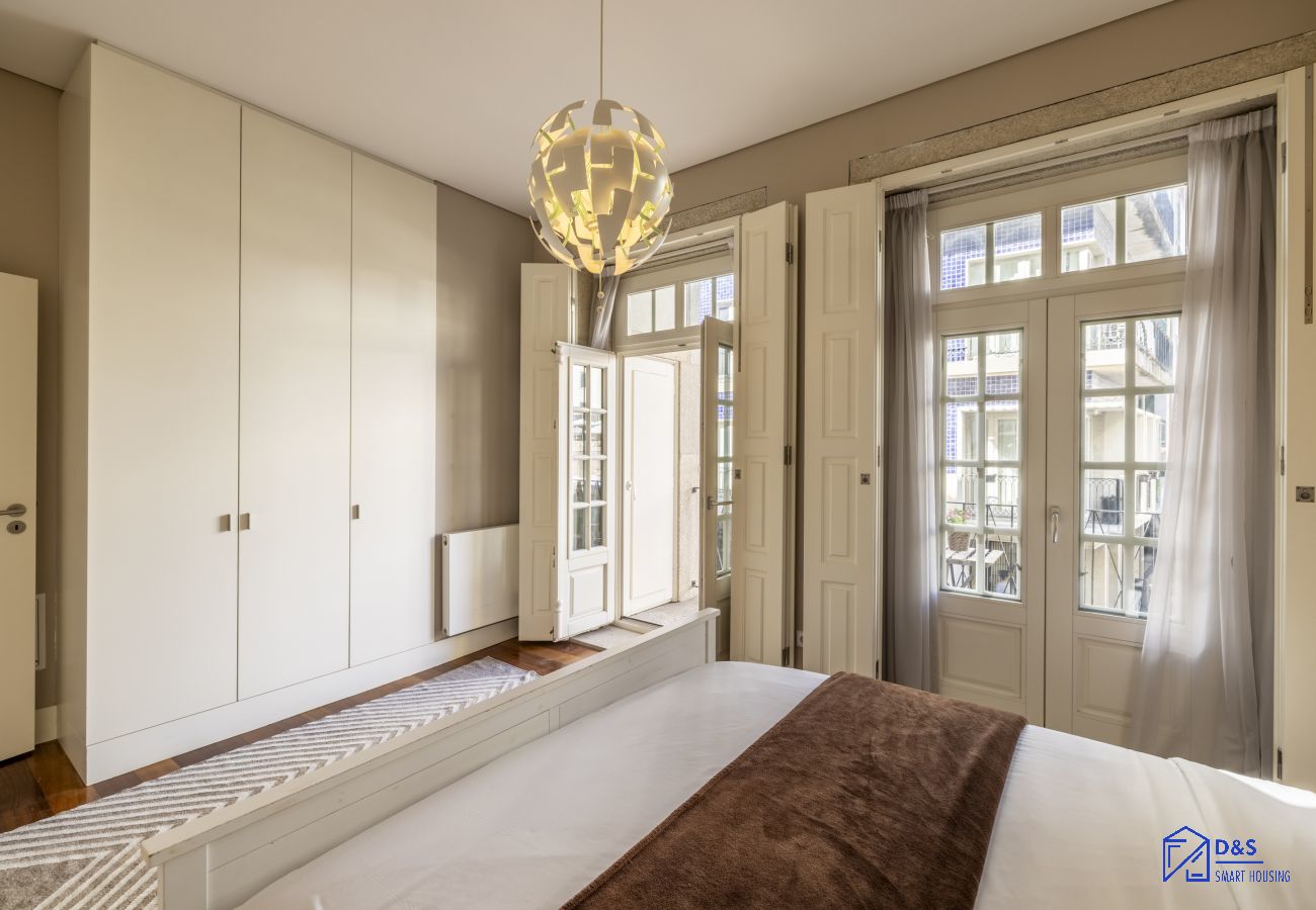 Apartamento em Porto - Cardosas Square Living