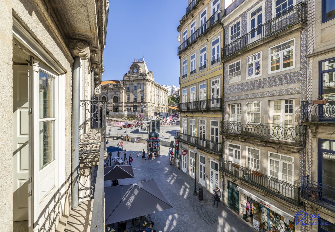 Apartamento em Porto - Cardosas Square Living