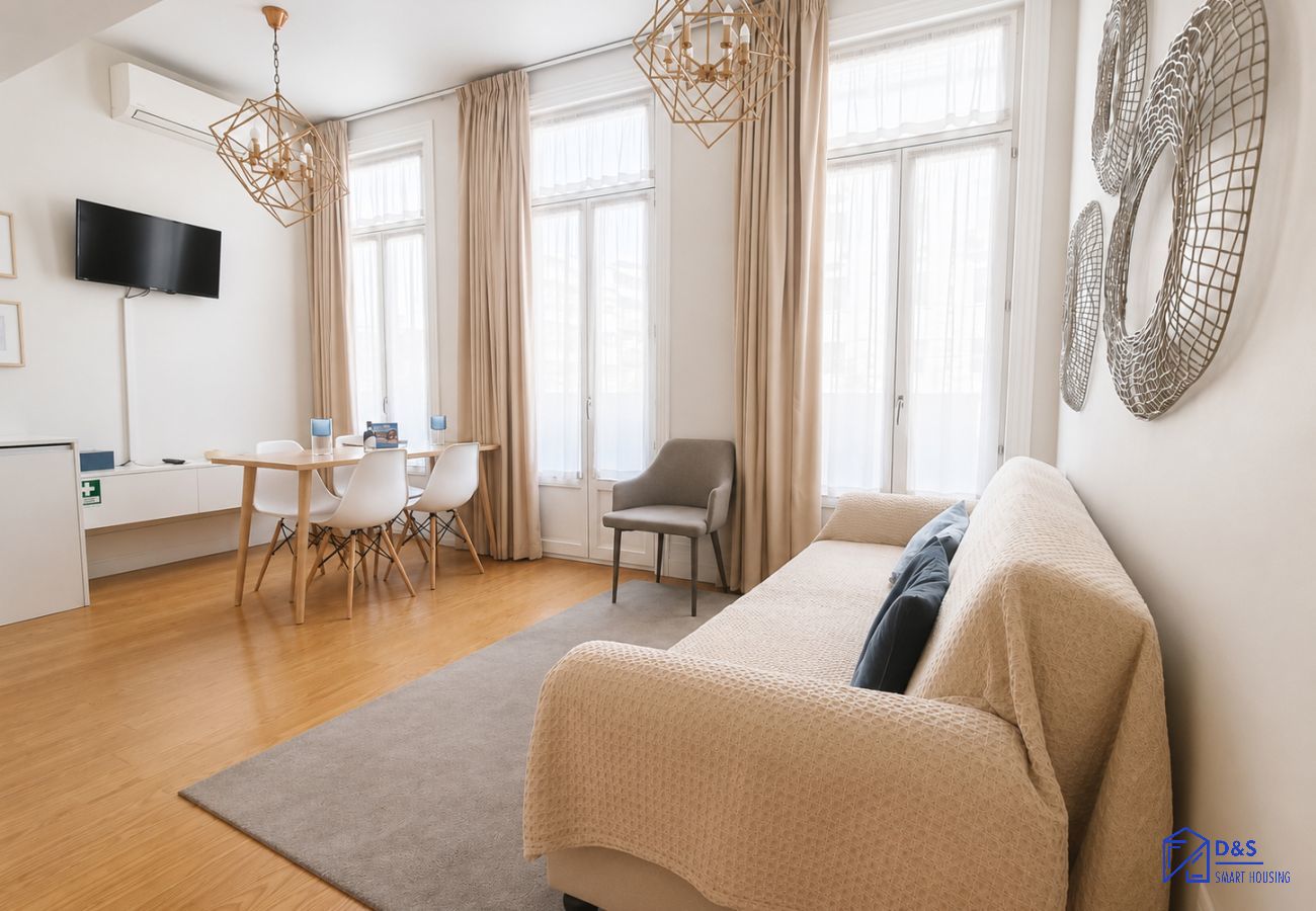 Apartamento em Porto - Mercado dos Poetas