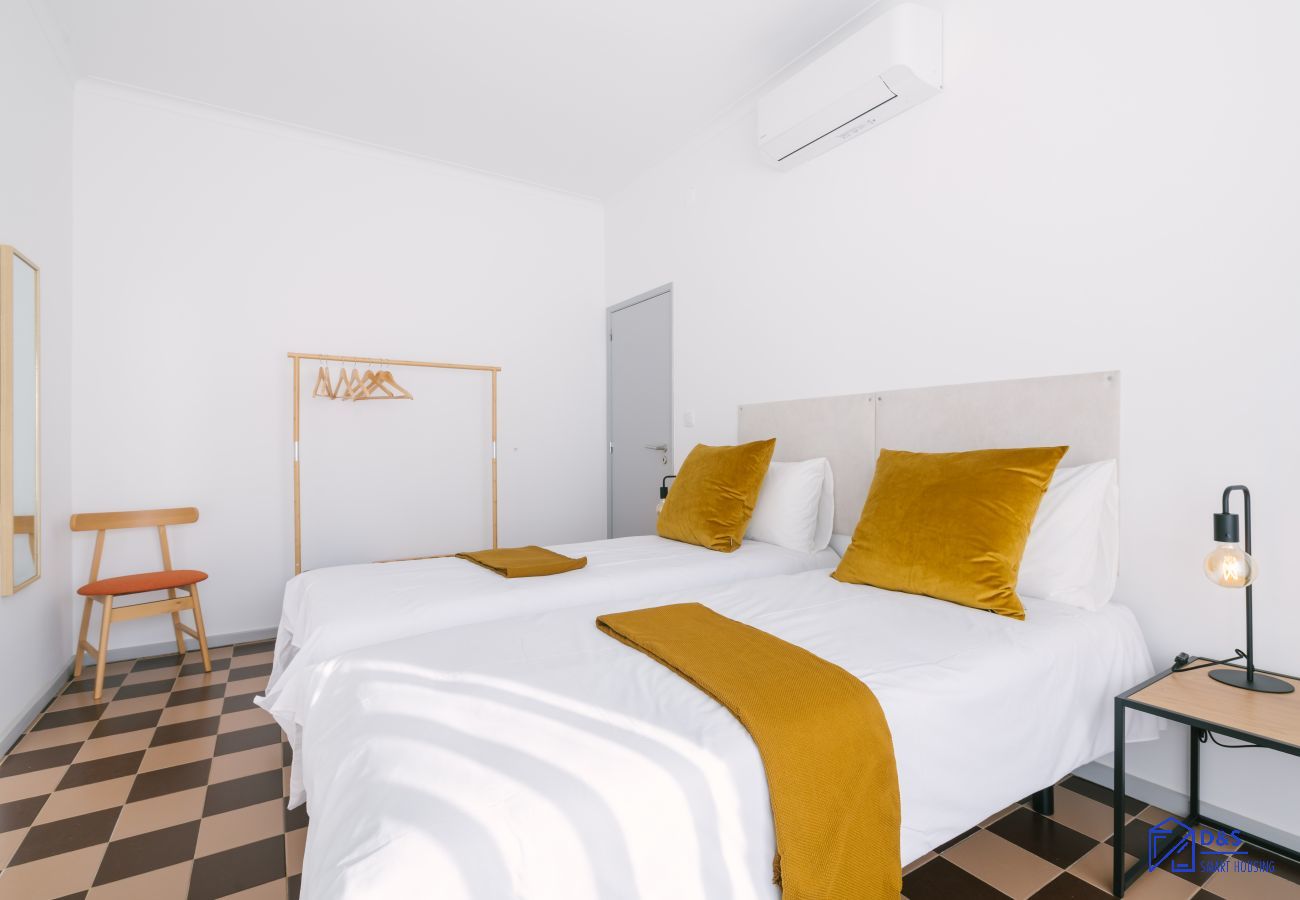 Apartment in Porto - Family Apartments I