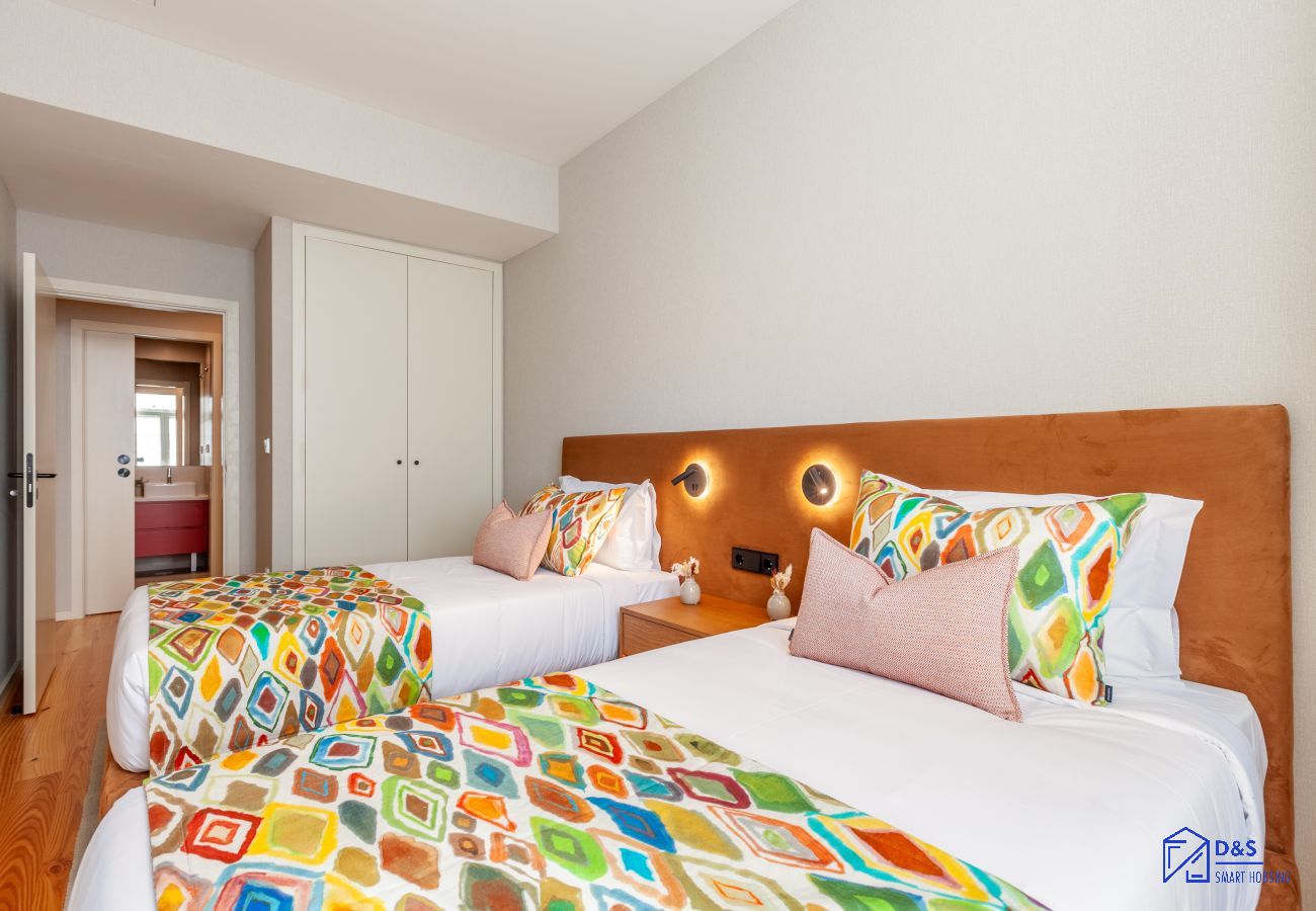 Apartment in Porto - Savvy Signature Apartments - 1