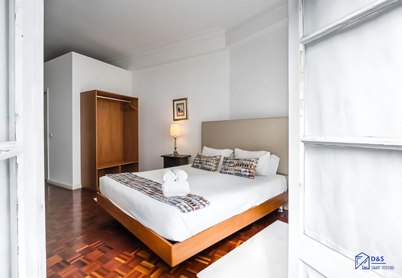 Rent by room in Porto - Office Residence 1