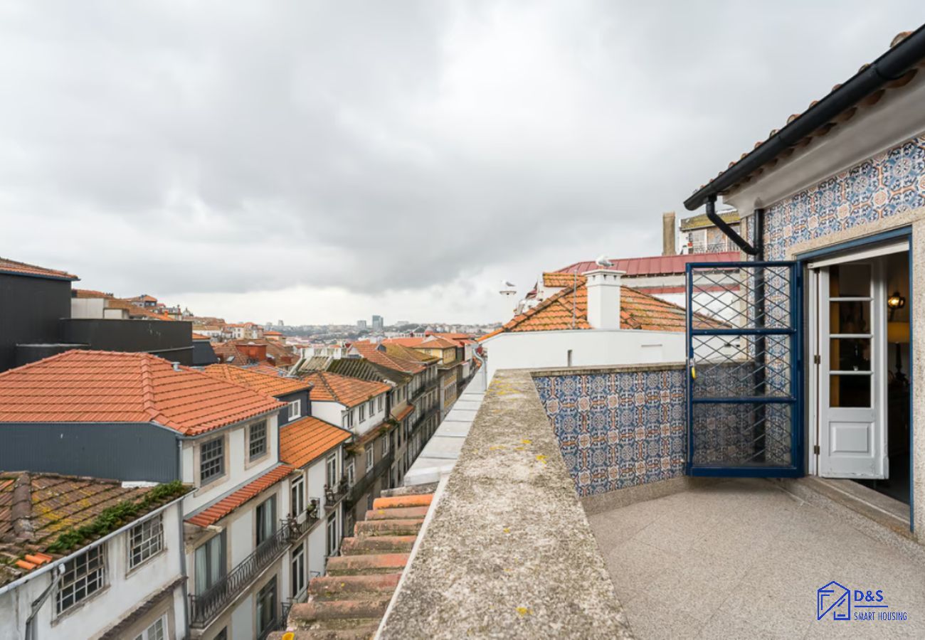 Rent by room in Porto - Office Residence 7