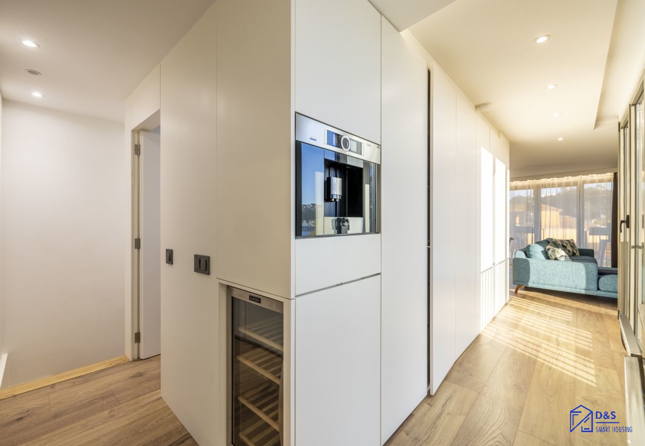 Apartment in Porto - D&S – Foz Riverside Apartment