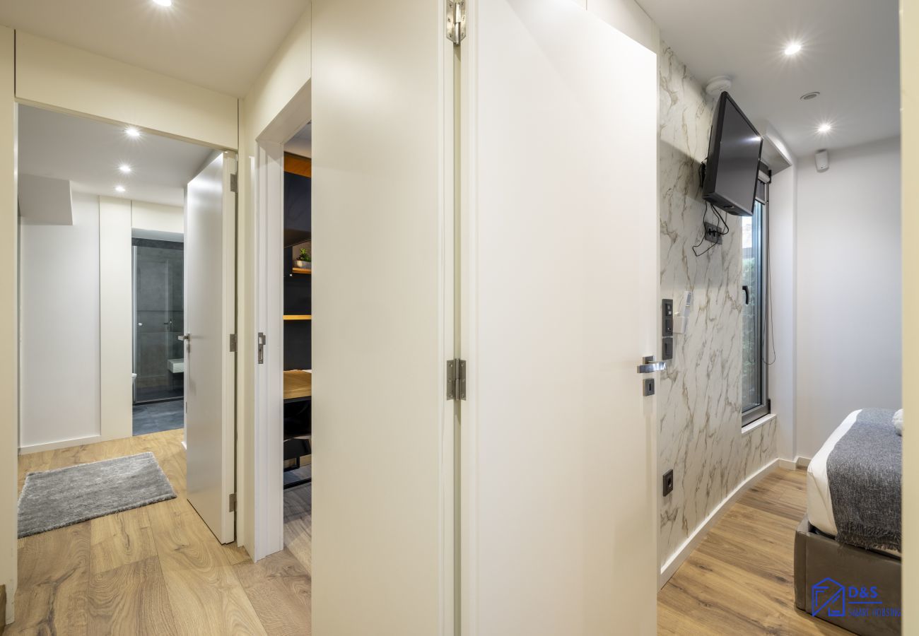 Apartment in Porto - D&S – Foz Riverside Apartment