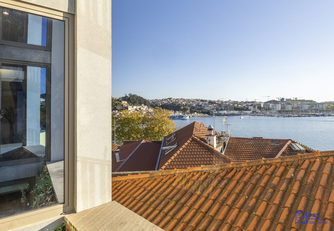 Apartment in Porto - D&S – Foz Riverside Apartment