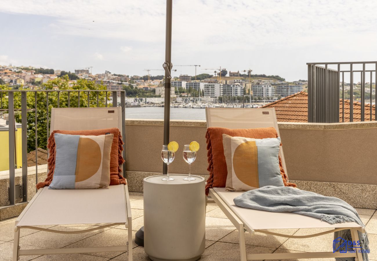 Studio in Porto - D&S - Foz Riverside Apartment II