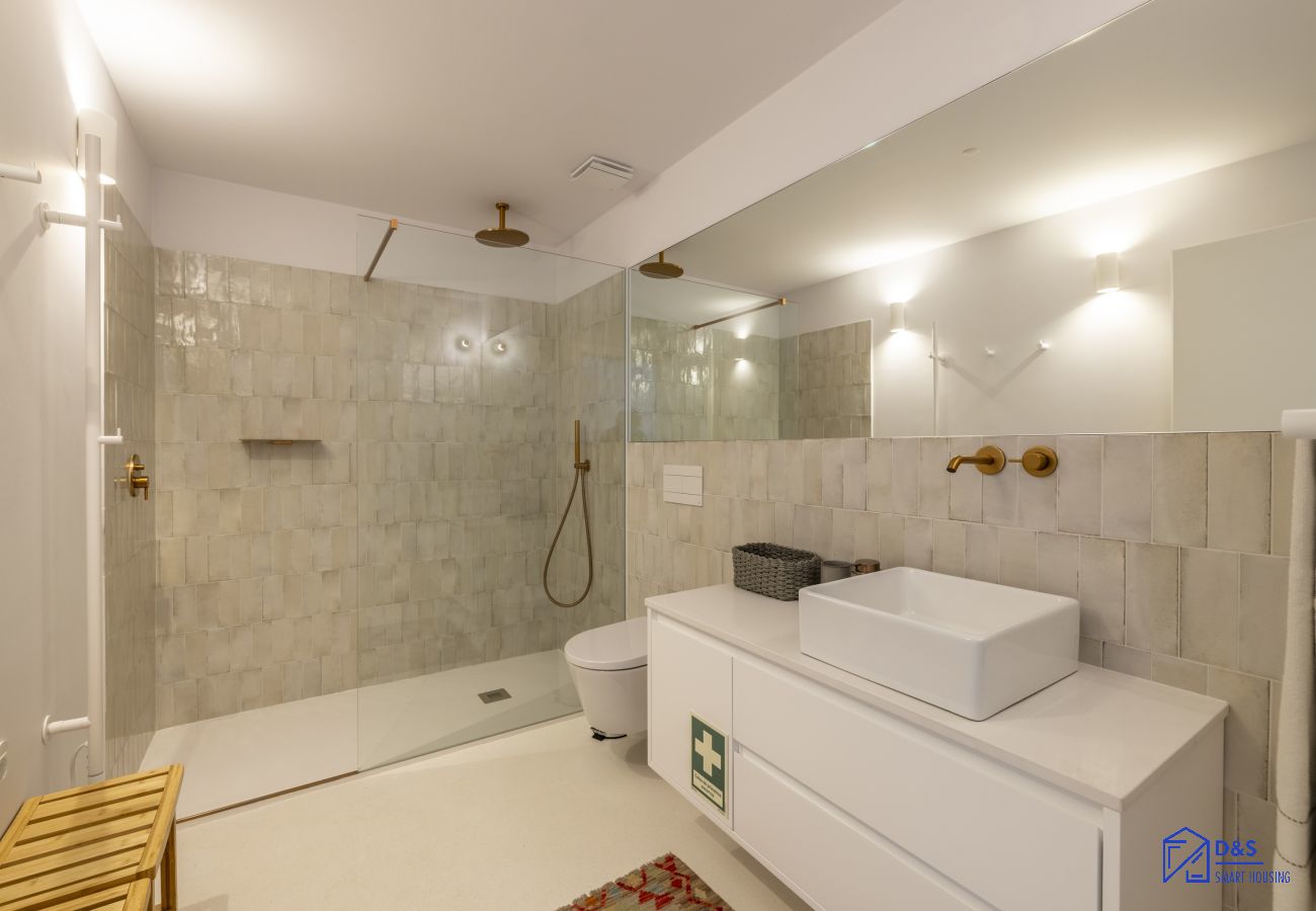 Studio in Porto - D&S - Foz Riverside Apartment II